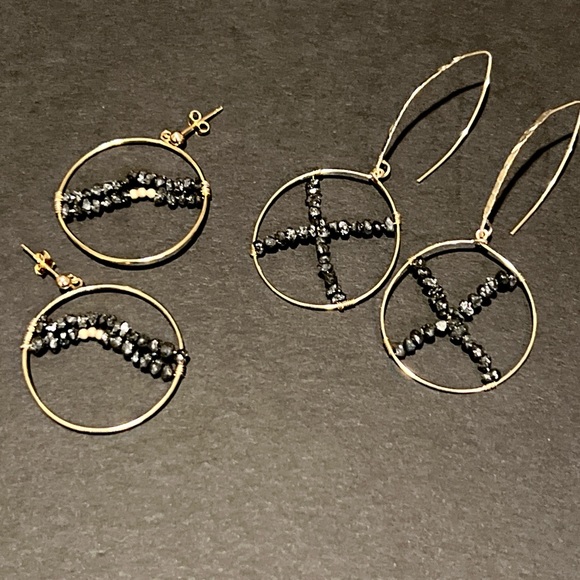 Black Raw Diamond ‘Wave’ Hoop Earrings - Picture 3 of 8